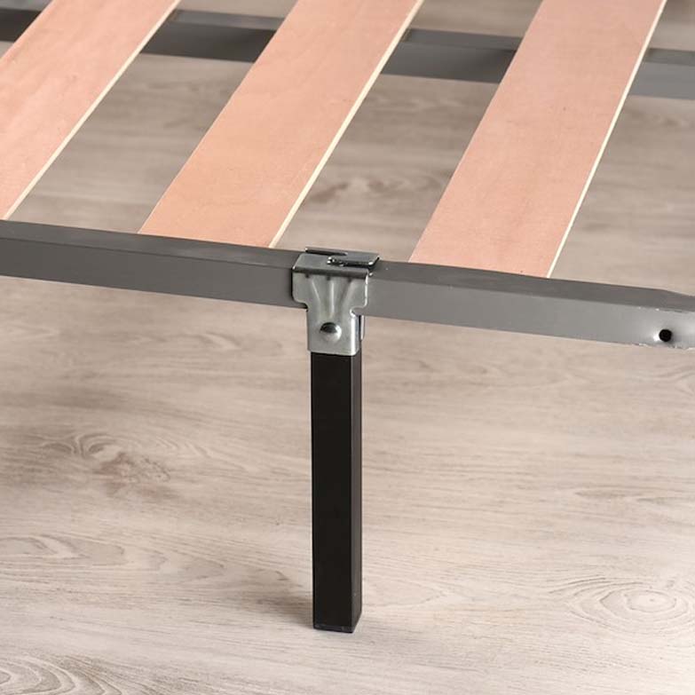 pes-estrado-metalico